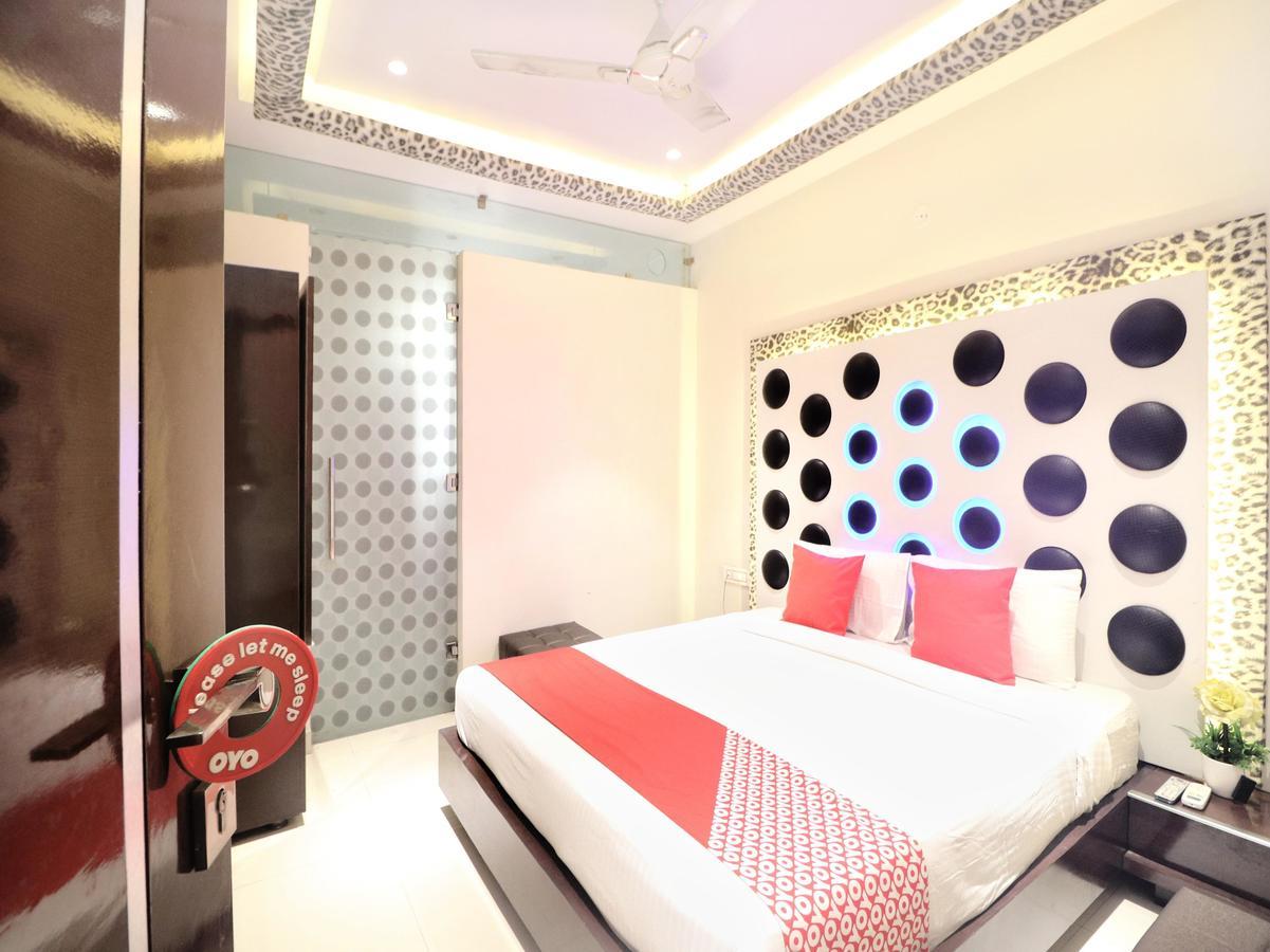 Oyo 14829 Hotel J Cruise Ludhiana Exterior photo